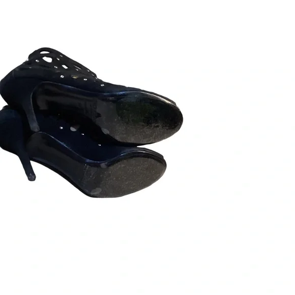 🚨Final Sale🚨!! Jimmy Choo Black Cutout Booties Heels Size 38 - Picture 7 of 10